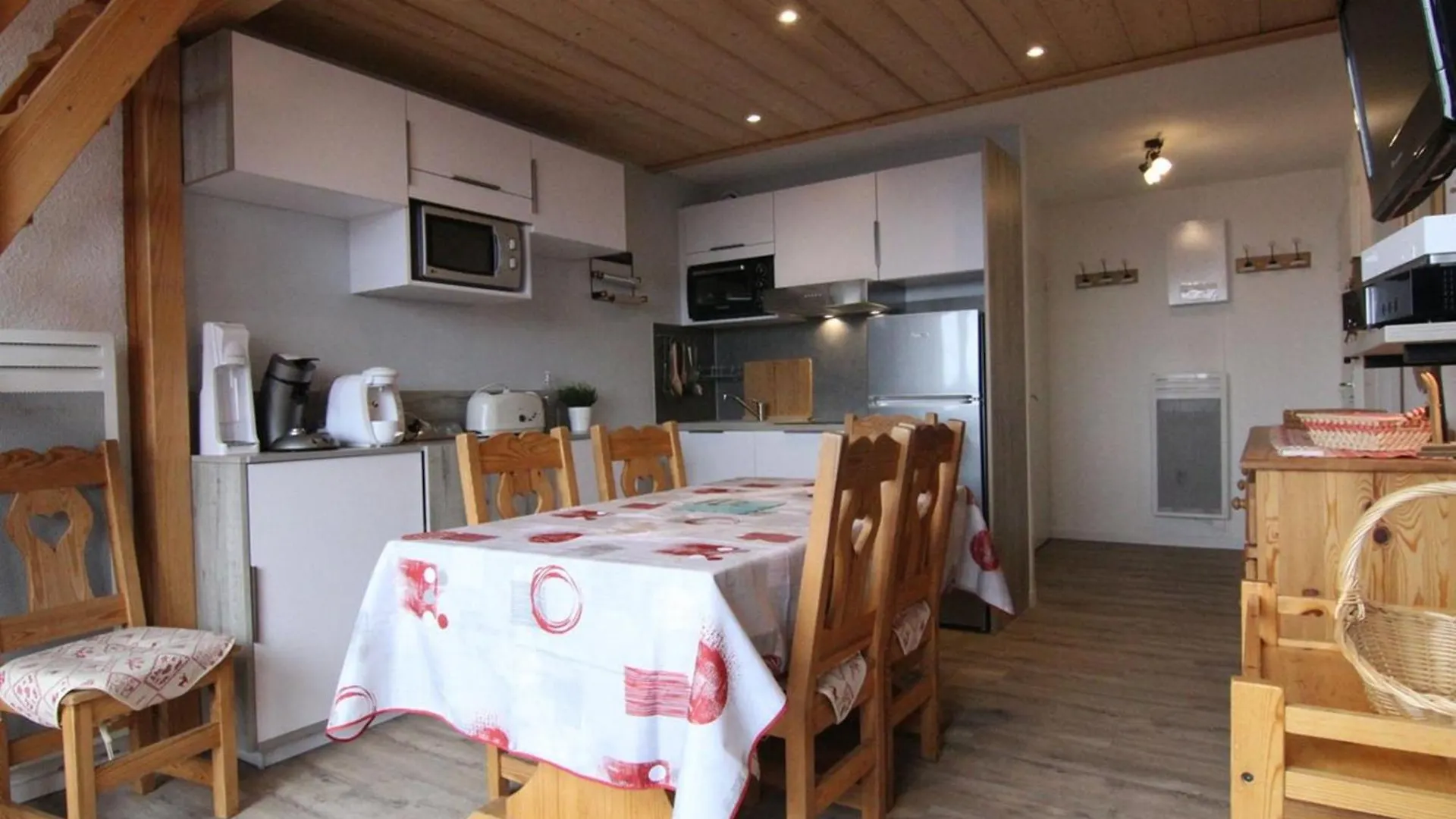 Charmant 4 Pieces Avec Balcon, Proche Commerces Et Remontees, Alpe D'Huez, 6 Pers, Animaux Acceptes - Fr-1-405-133 0*,